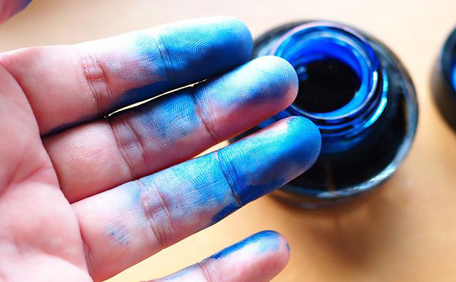 万年筆インクの汚れを落とす方法 逸品の小部屋